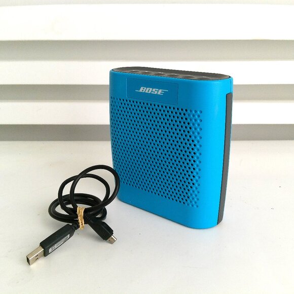BOSE SoundLink Color Bluetooth Portable Speaker BLUE - Picture 1 of 9